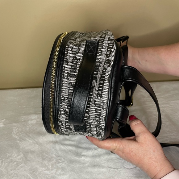 Small Juicy Couture Backpack - Picture 5 of 10